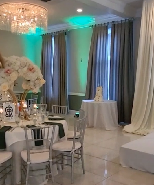 Uplights with gobo projection