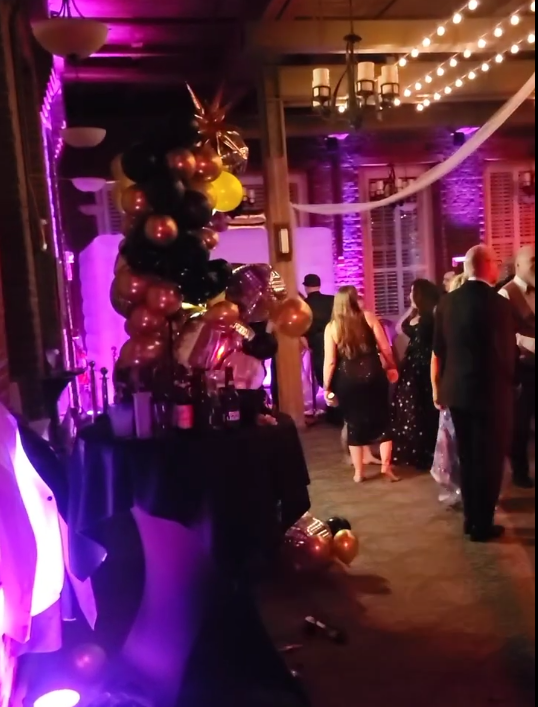 Venue Uplights Mirror Me Booth Inflatable VIP setup Dj services demo event mirror uplighting